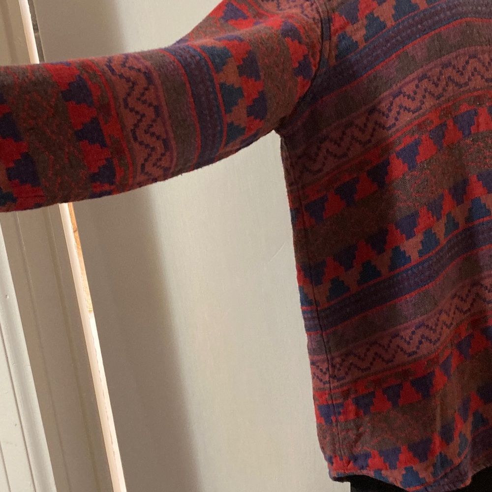 Chico's Design Multicolor Knit Top, size 1 27” long, 21” P2P. Soft and warm. - Picture 4 of 5